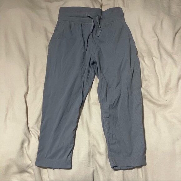 Lululemon Grey Dance Studio Crop II Size 4 - Picture 6 of 9
